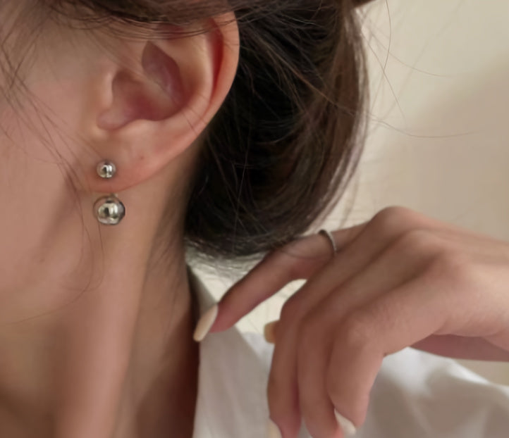 Vintage Golden Sphere Earrings