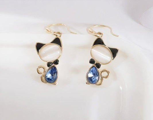 Vintage Black Kitty Earrings
