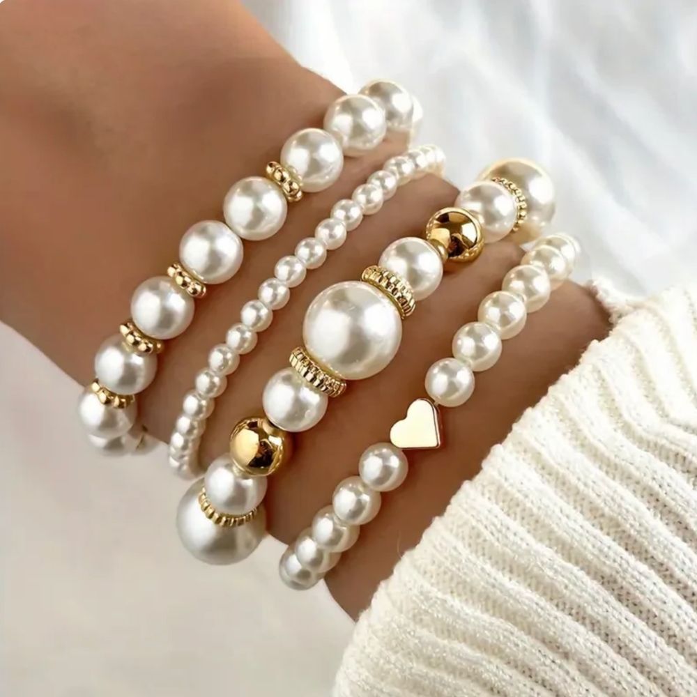 Exquisite Pearl Gold Bracelet Set