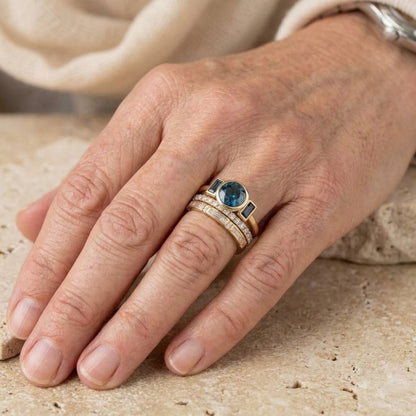 Antique Blue Elegant Gold Ring Set