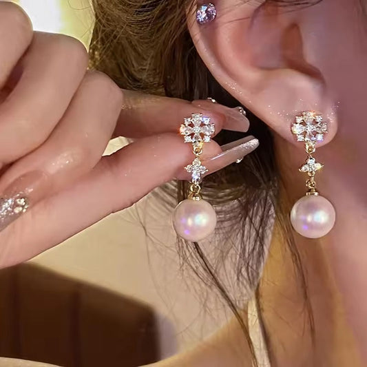 Elegant Dangling Pearl Earrings