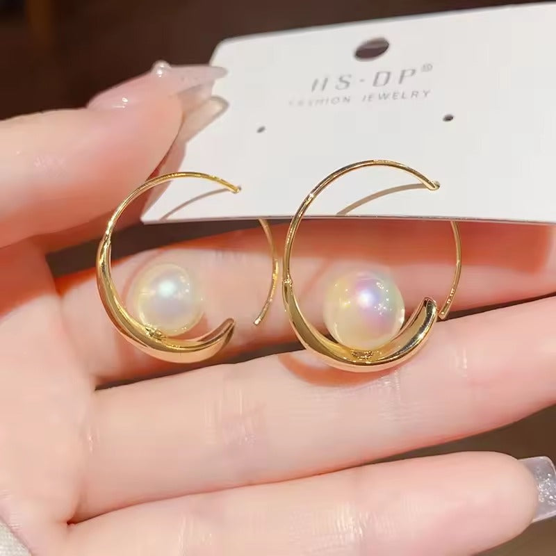 Elegant Pearl and Gold Earrings