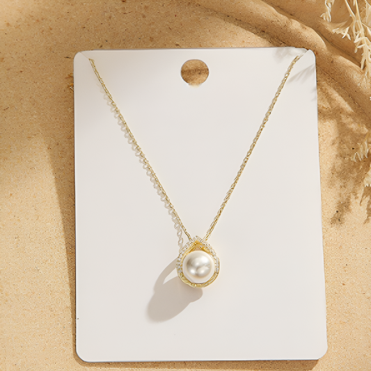 Elegant Pearl Drop Necklace