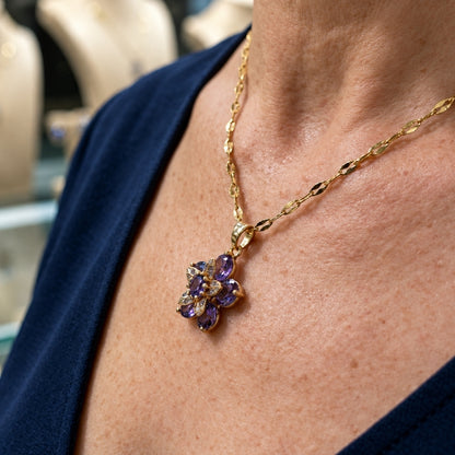 Amelyth Violet Flower Necklace