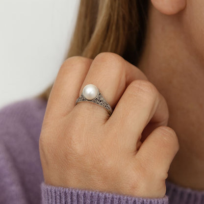 Vintage Silver Pearl Ring