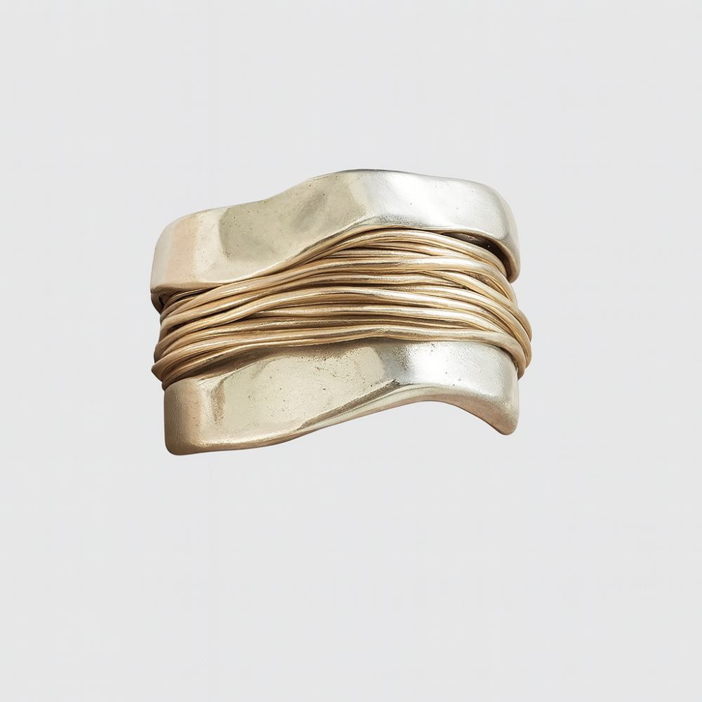 Silver ring with golden threads