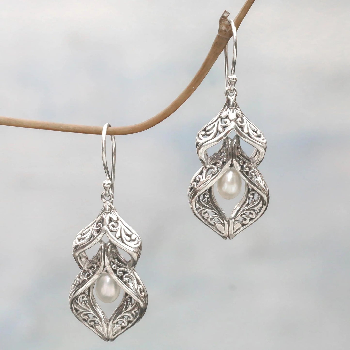 Vintage Dangling Pearl Silver Earrings